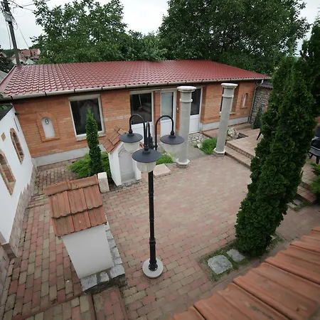 Eged Vendeghaz 3* Eğri