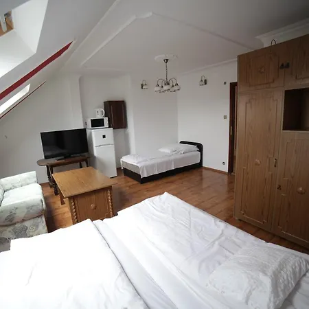 Konukevi Eged Vendeghaz